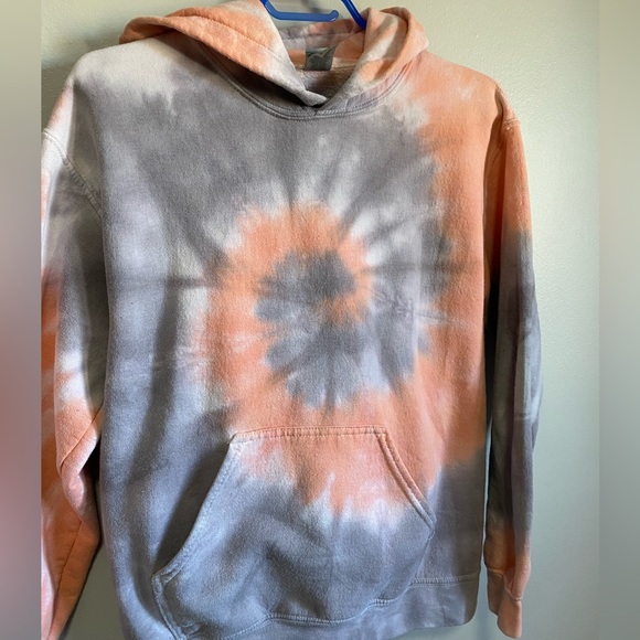 Navy and Peach Tie Dye Pullover - Picture 2 of 5